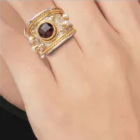 THIS REGAL EYE CATCHING GARNET AND PEARL RING - Picture 9 of 9